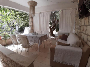 Гостиница Apartment Lila garden  Бол